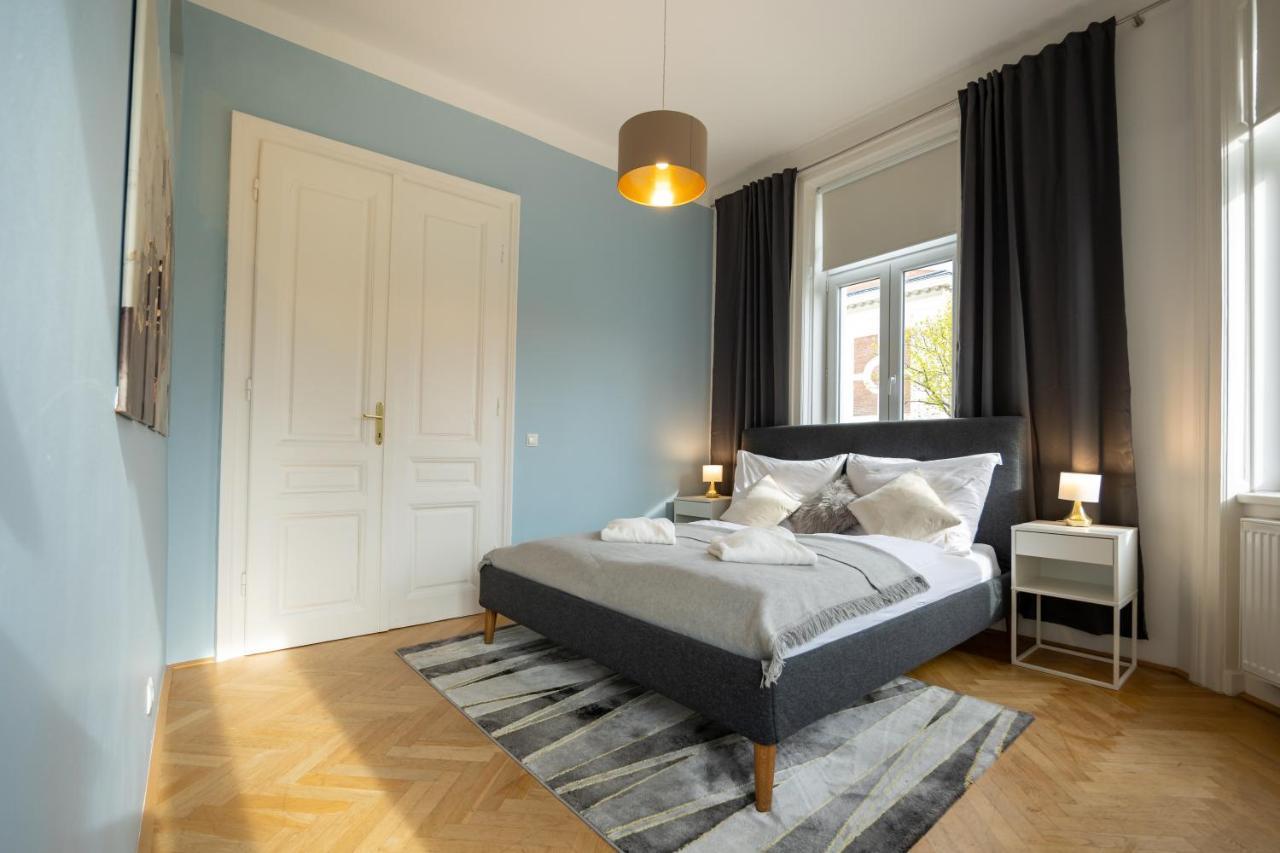 Turquoise Inspired Deluxe Centrally Located Wenen Buitenkant foto