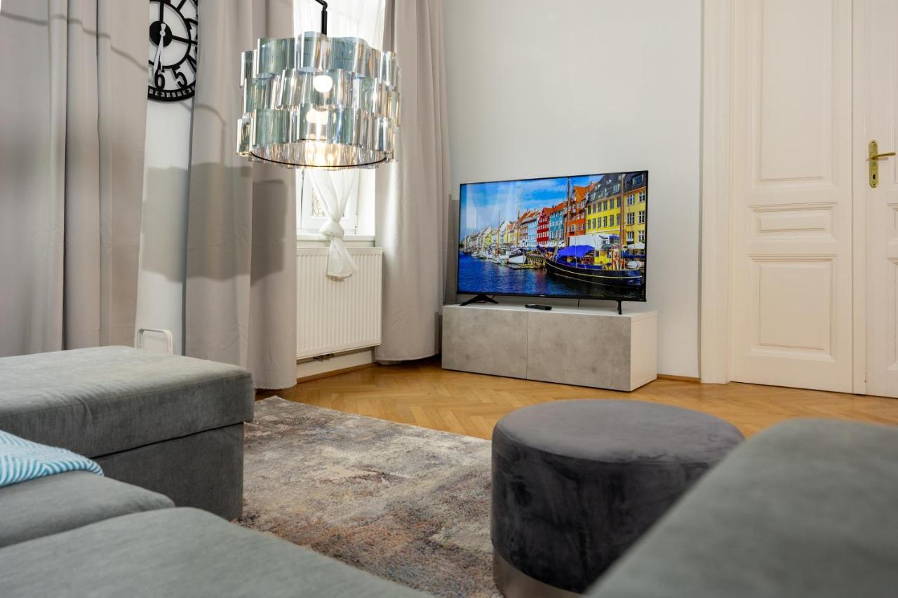 Turquoise Inspired Deluxe Centrally Located Wenen Buitenkant foto